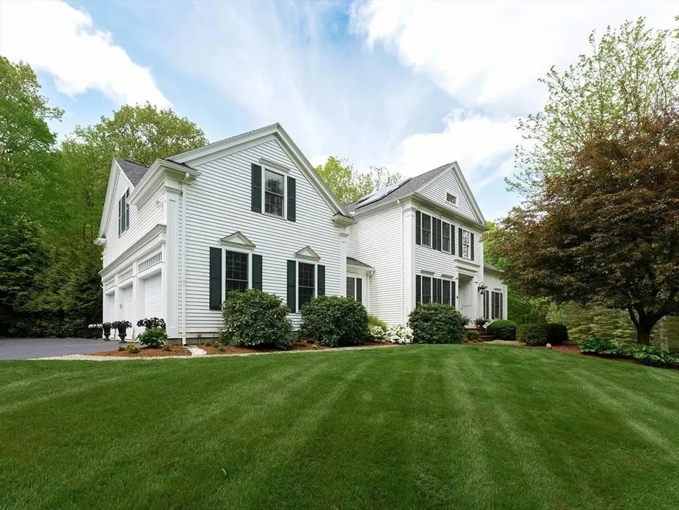 16 Fawn Ridge Road 16 Fawn Ridge Road