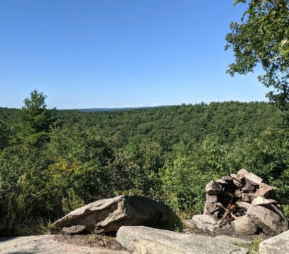 Peppercorn Hill area trails near Lake Maspenock